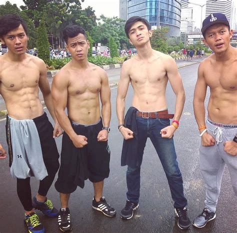 ngentot brondong|Indonesian gay hunk wisnu x brondong